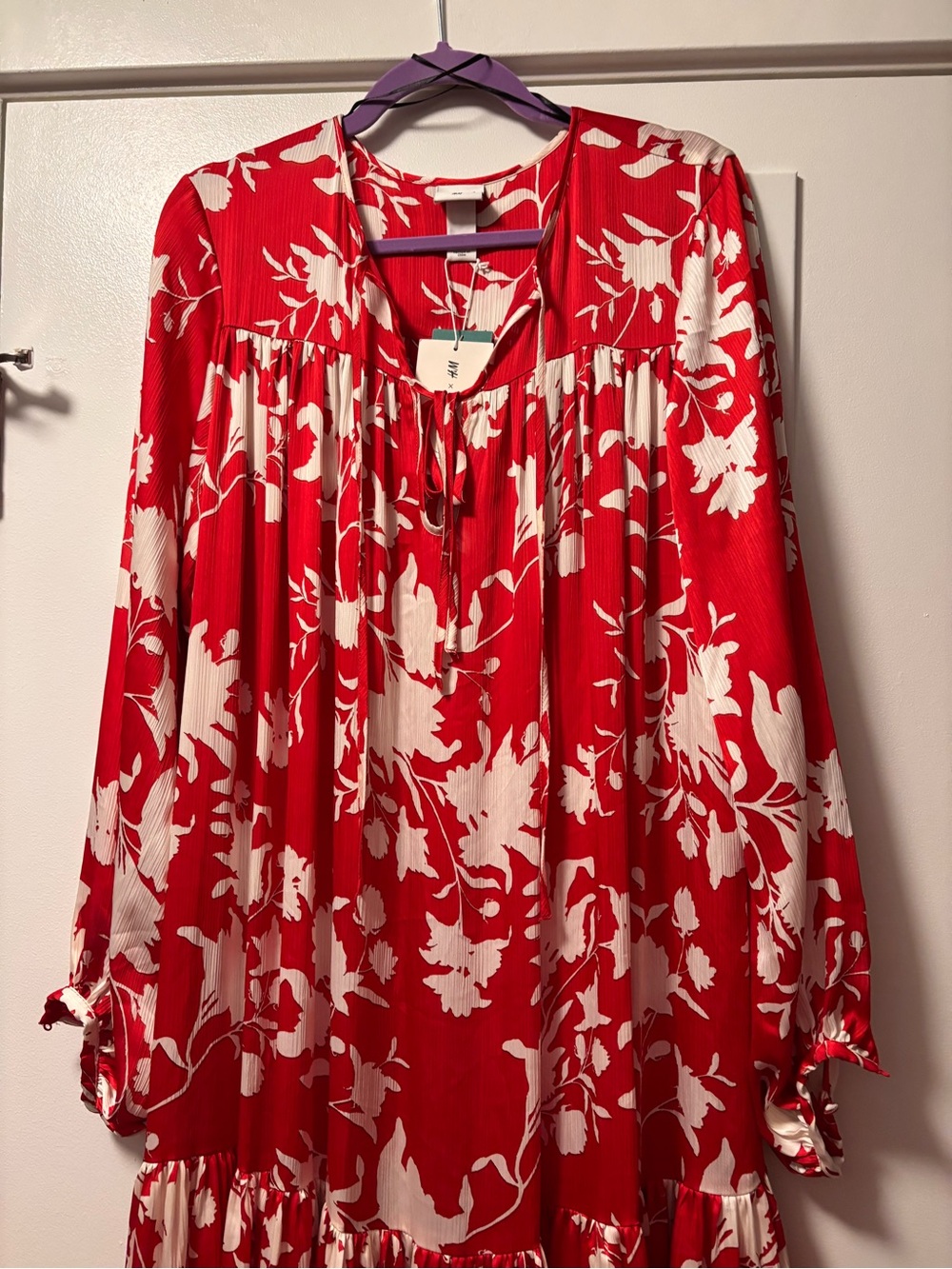 NWT Johanna Ortiz x H&M Red and White Floral Satin Tiered Maxi Dress S - Picture 6 of 12